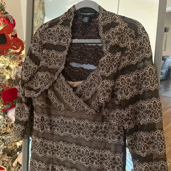 Cachet Formal Sequins Formal Dress With Shaw ‎ size 14. browng/gold - Picture 2 of 13